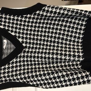 Houndstooth sweater vest